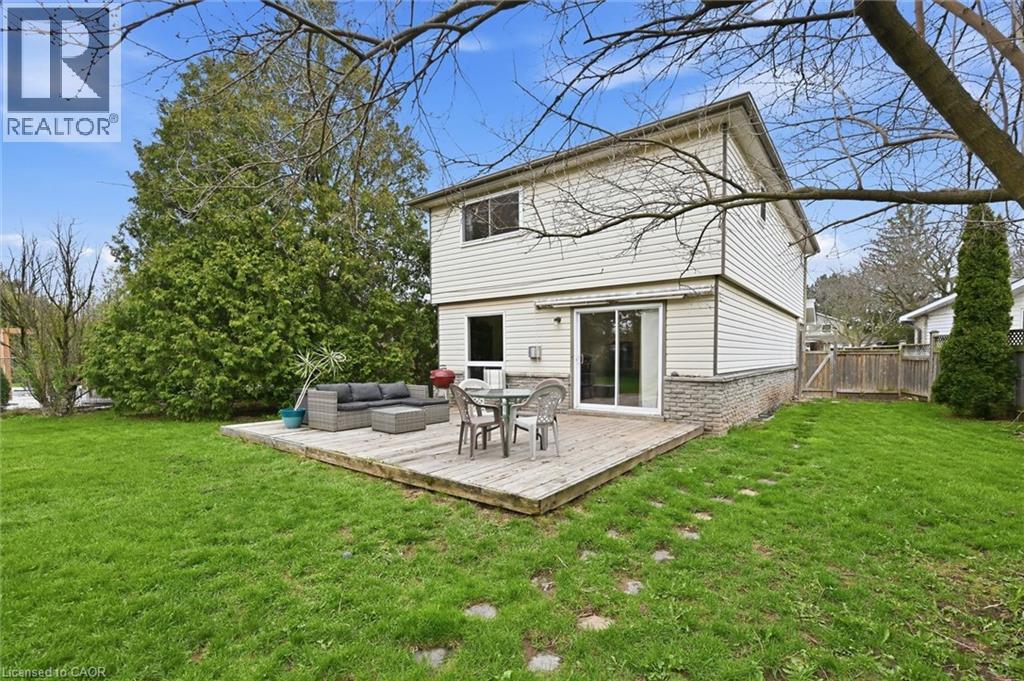 712 AUBURN Crescent, Burlington, Ontario, L7L5B2 — Photo 6