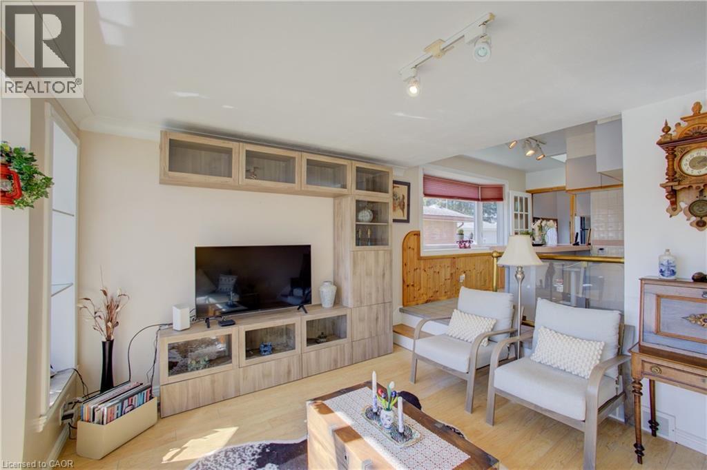 766 GARDEN Street, Cambridge, Ontario, N3H4E6 — Photo 9