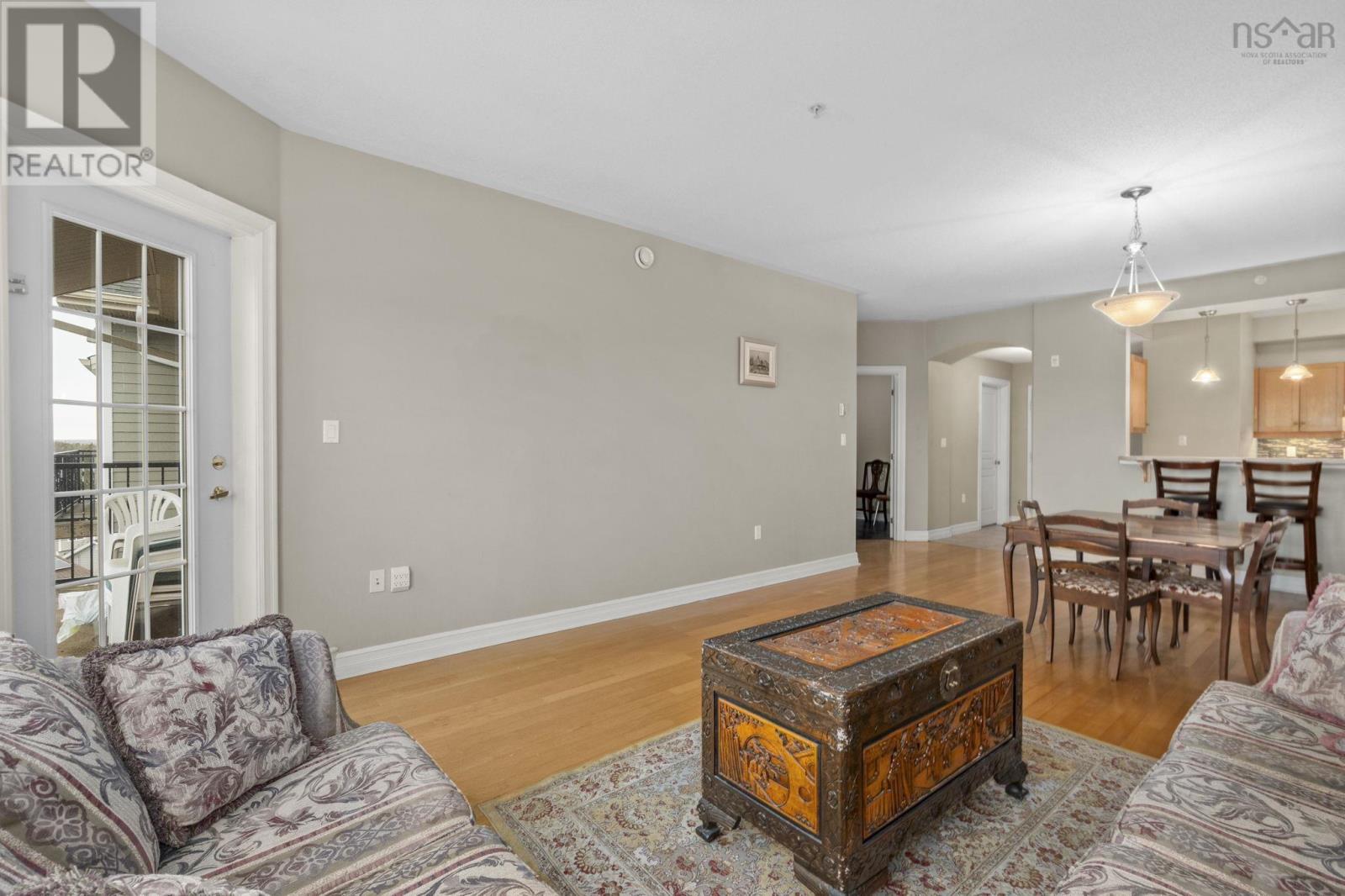 Property 27 of 47 of 401 277 Rutledge Street