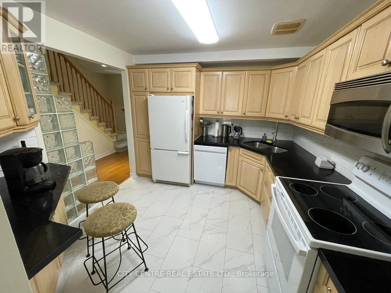 79 TAMARACK CIRCLE - 10