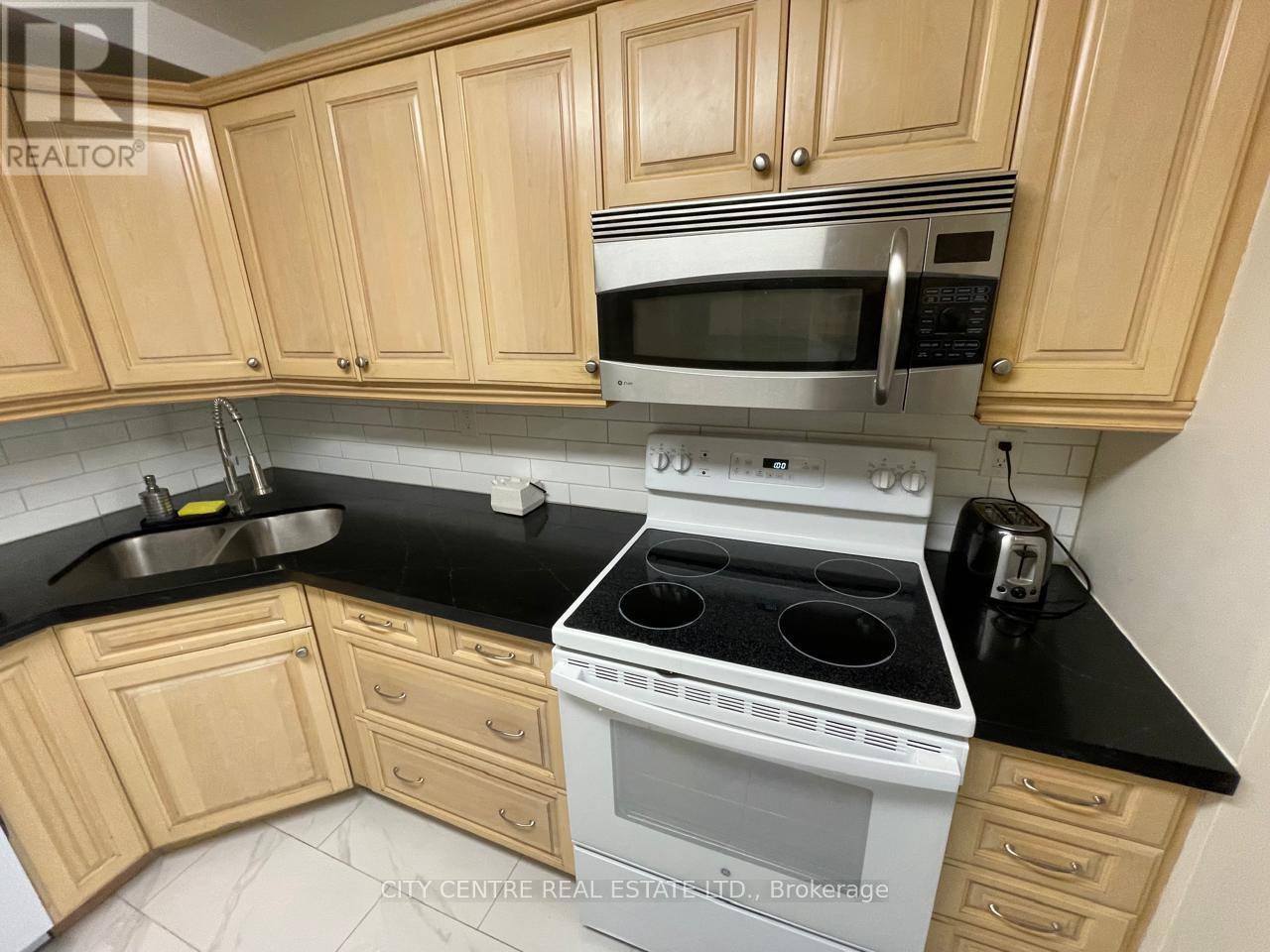 79 TAMARACK CIRCLE - 12