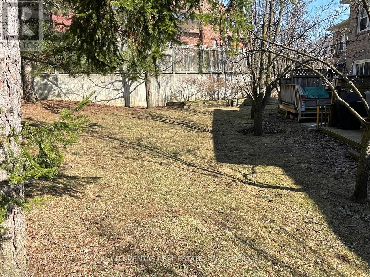 79 TAMARACK CIRCLE - 33