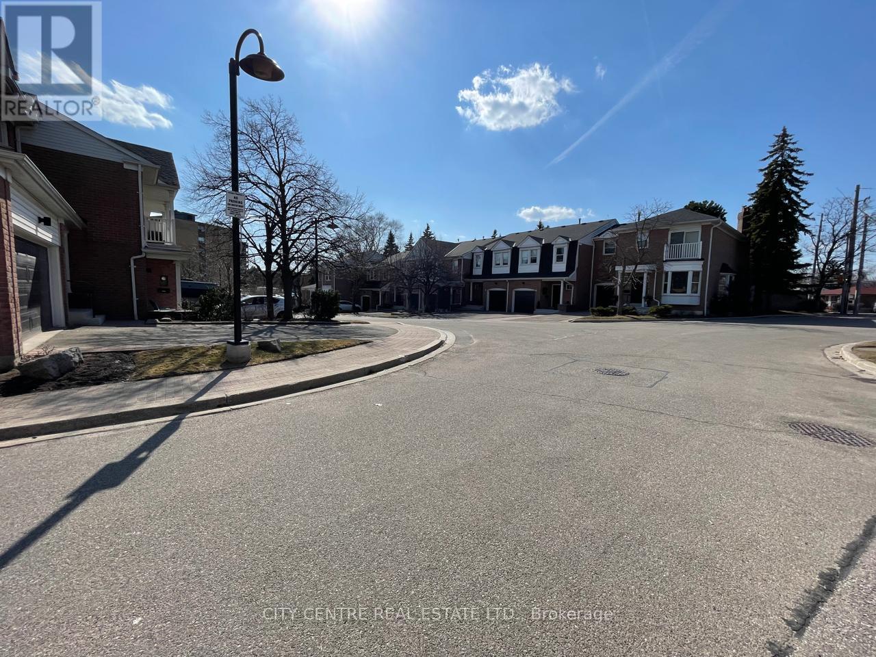 79 TAMARACK CIRCLE - 35
