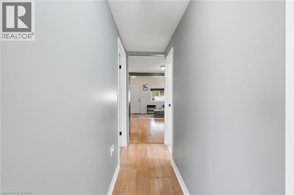 12 OUSE Street S - 13