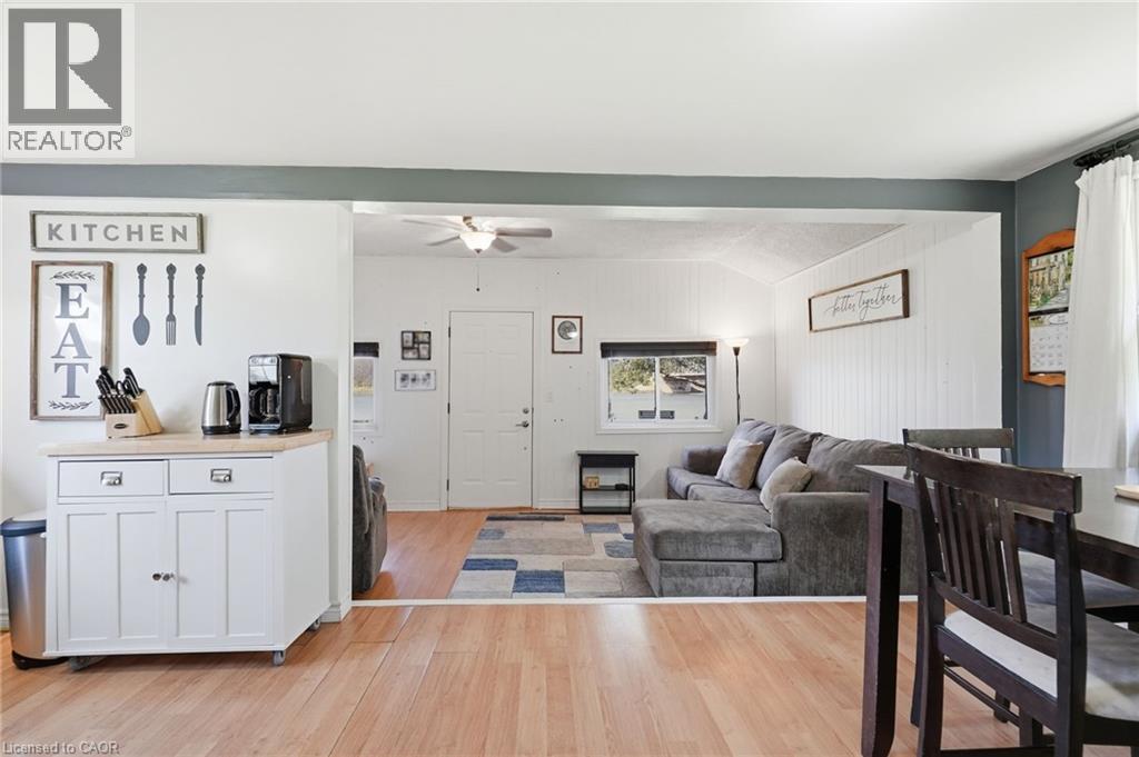 12 OUSE Street S - 14
