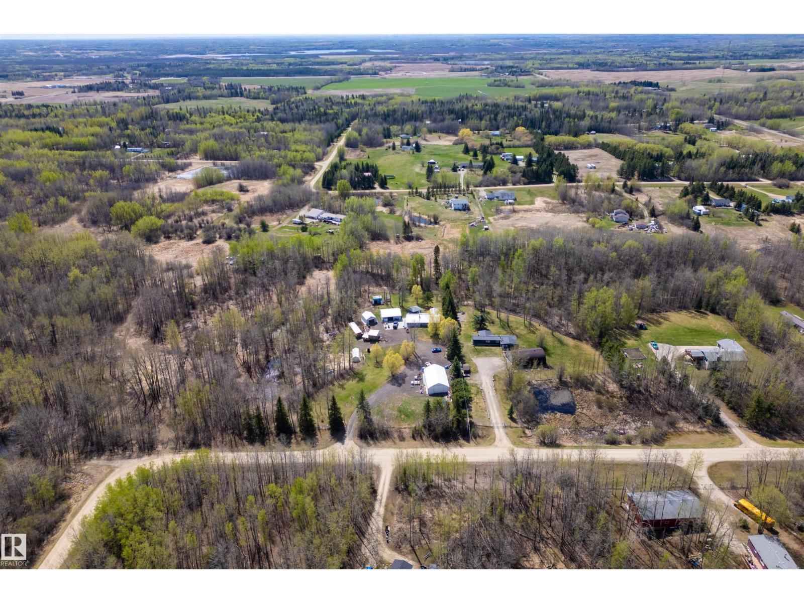 #308 53319 RGE ROAD 31 - 27