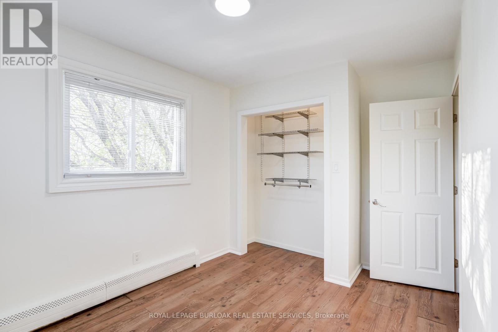 131 PARK ROW N - 32
