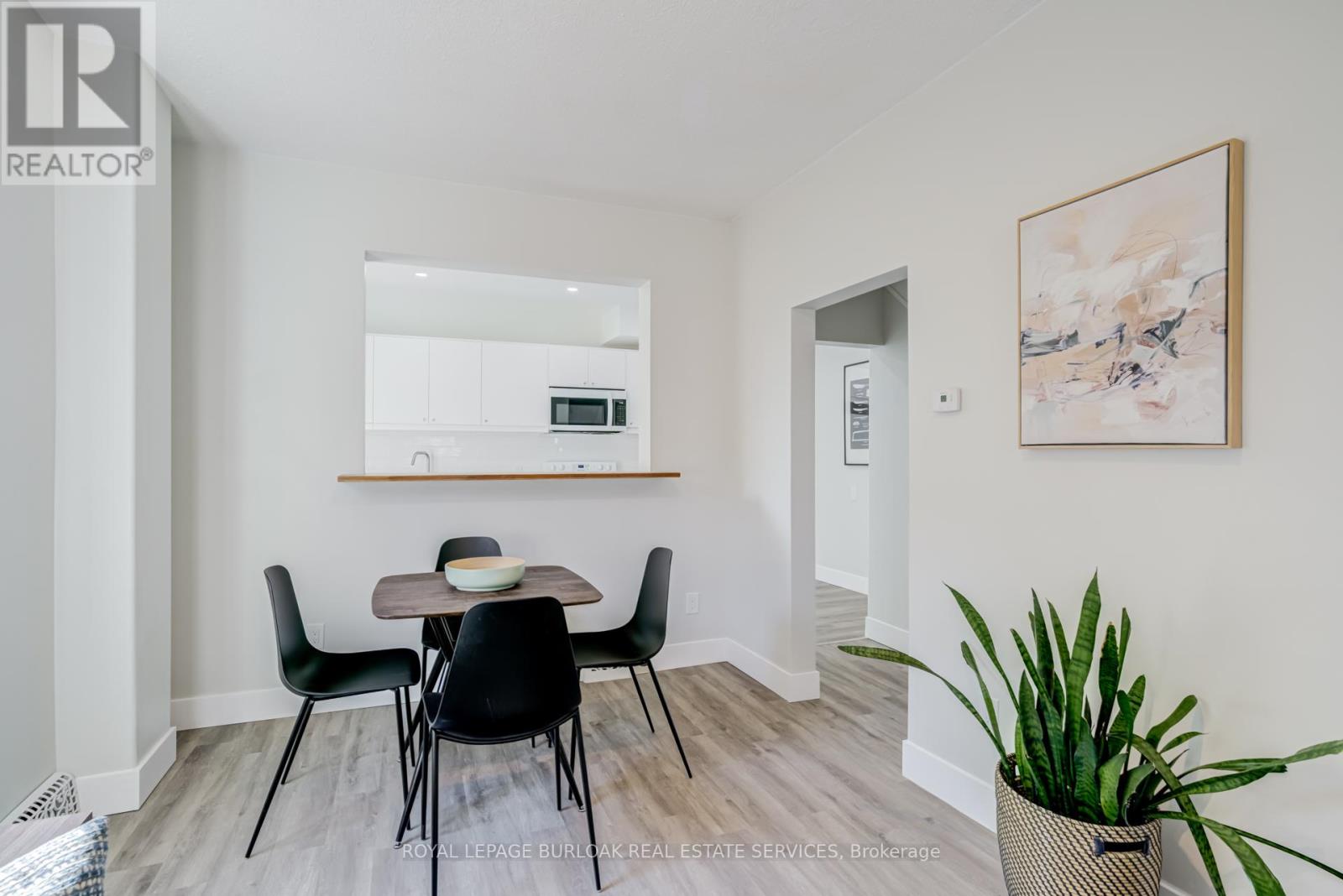 131 PARK ROW N - 8