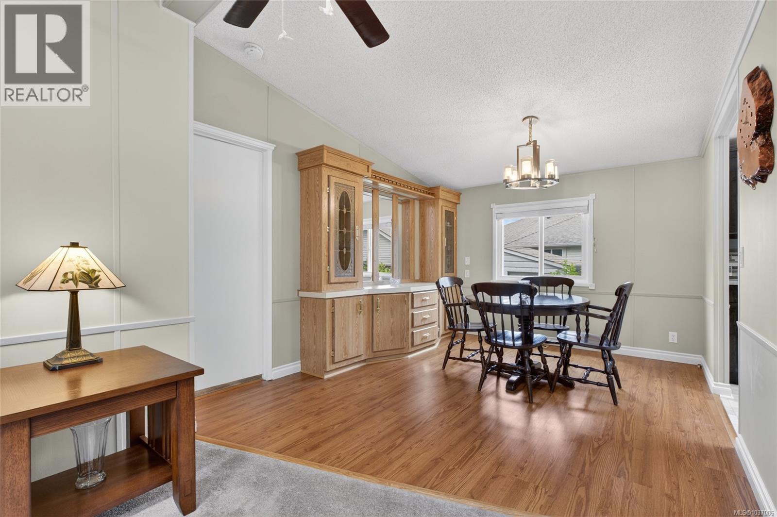 2200 Stadacona Dr - 14