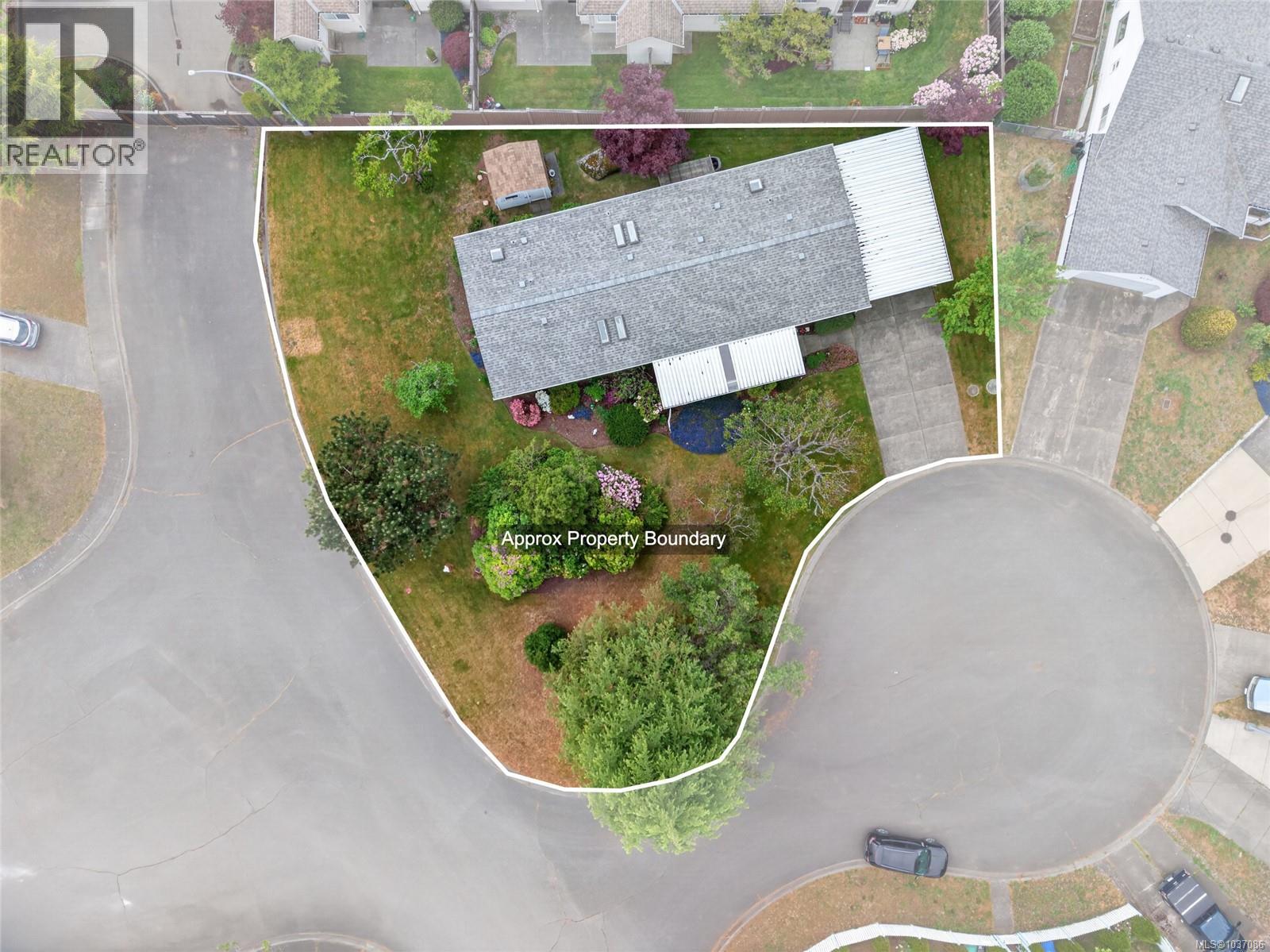 2200 Stadacona Dr - 3