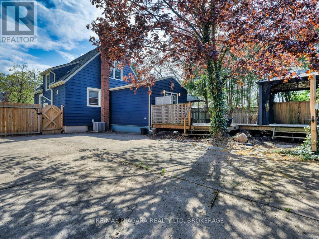 11 WINNIFRED AVENUE - 10