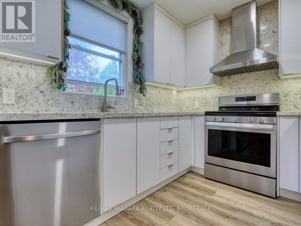 11 WINNIFRED AVENUE - 21