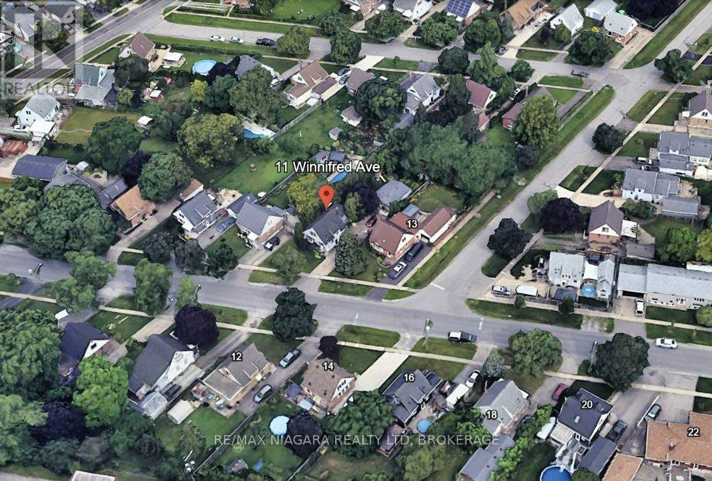 11 WINNIFRED AVENUE - 44