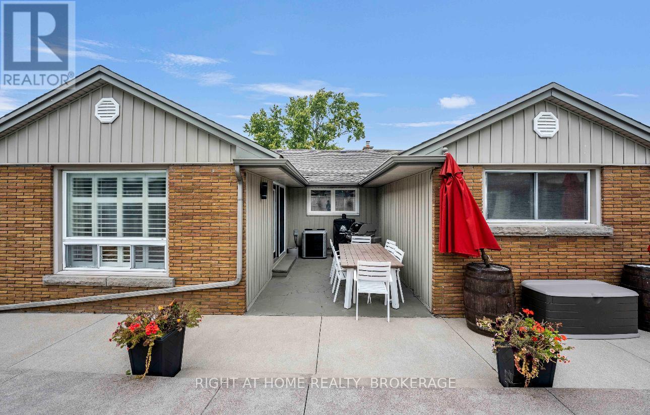 57 METCALFE STREET - 37