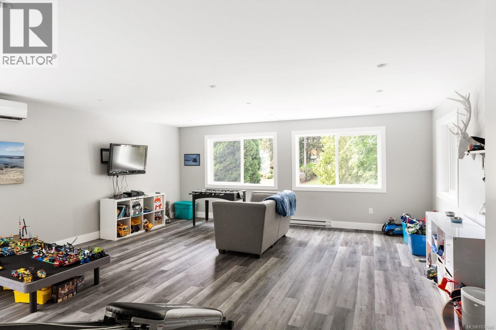 1018 Elstree Close - 18