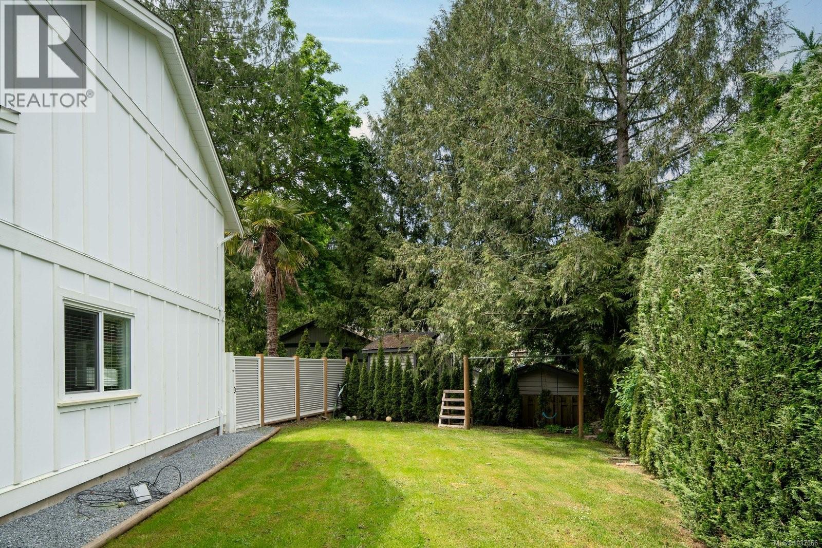 1018 Elstree Close - 44