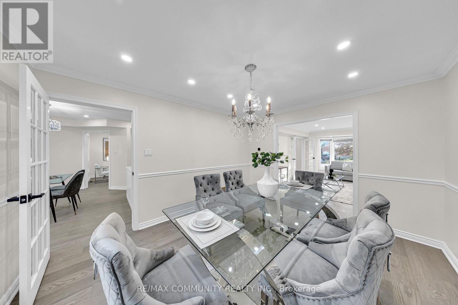 2387 DENVALE DRIVE - 16