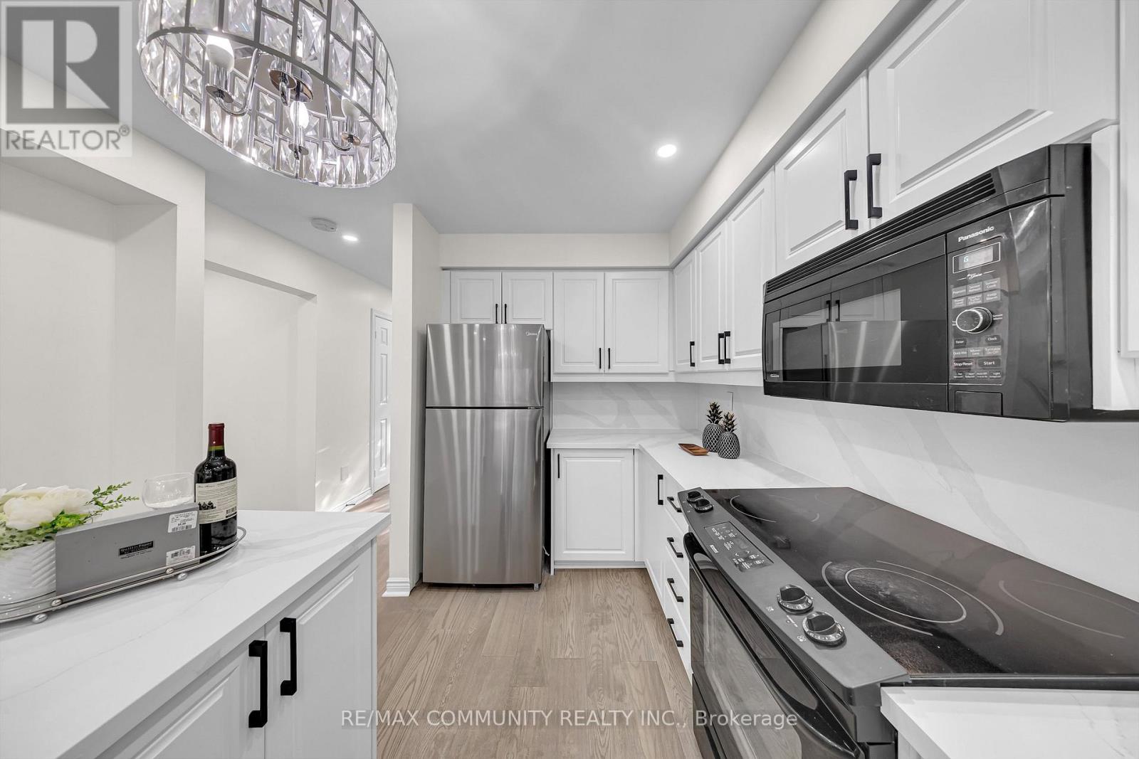 2387 DENVALE DRIVE - 23