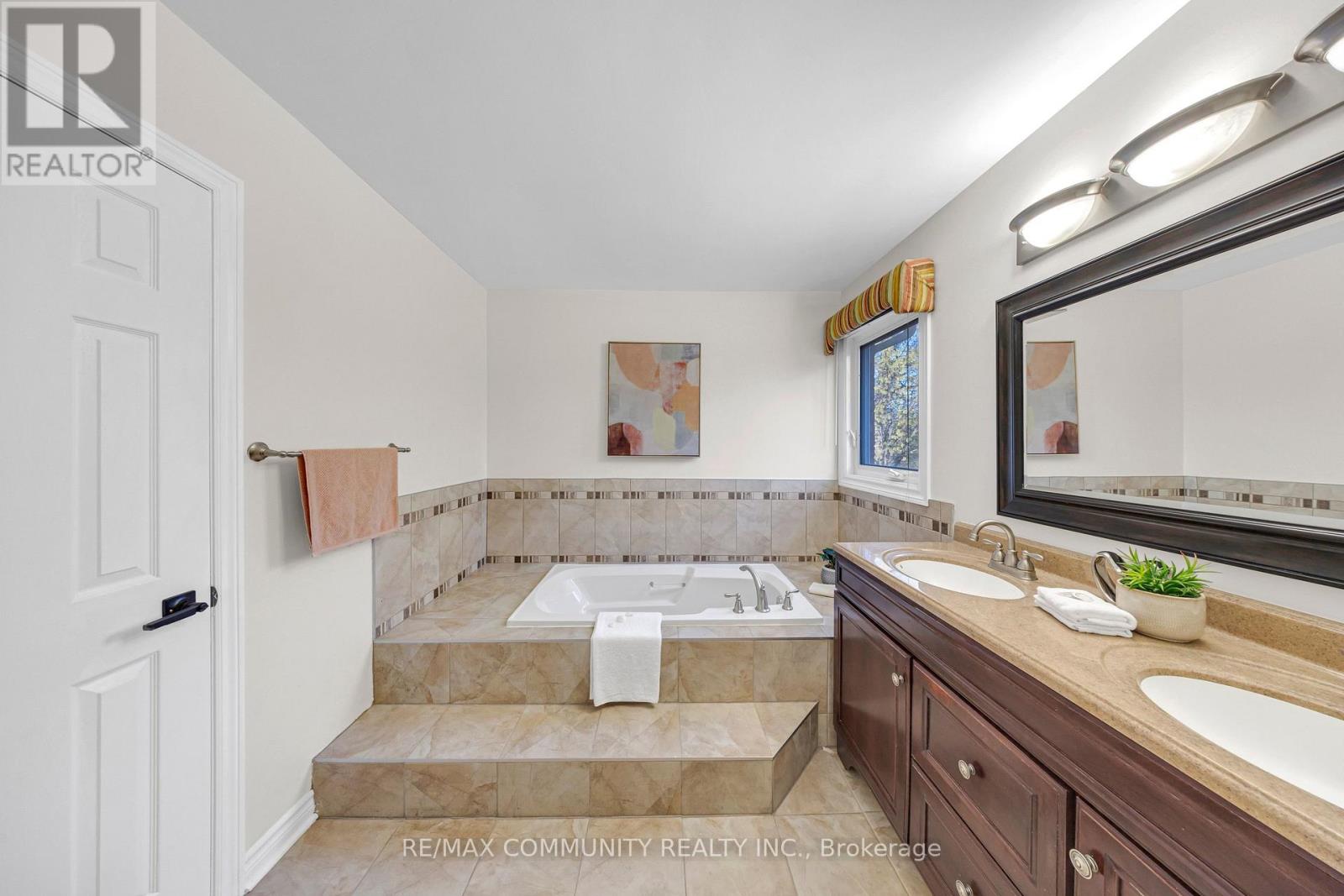 2387 DENVALE DRIVE - 41