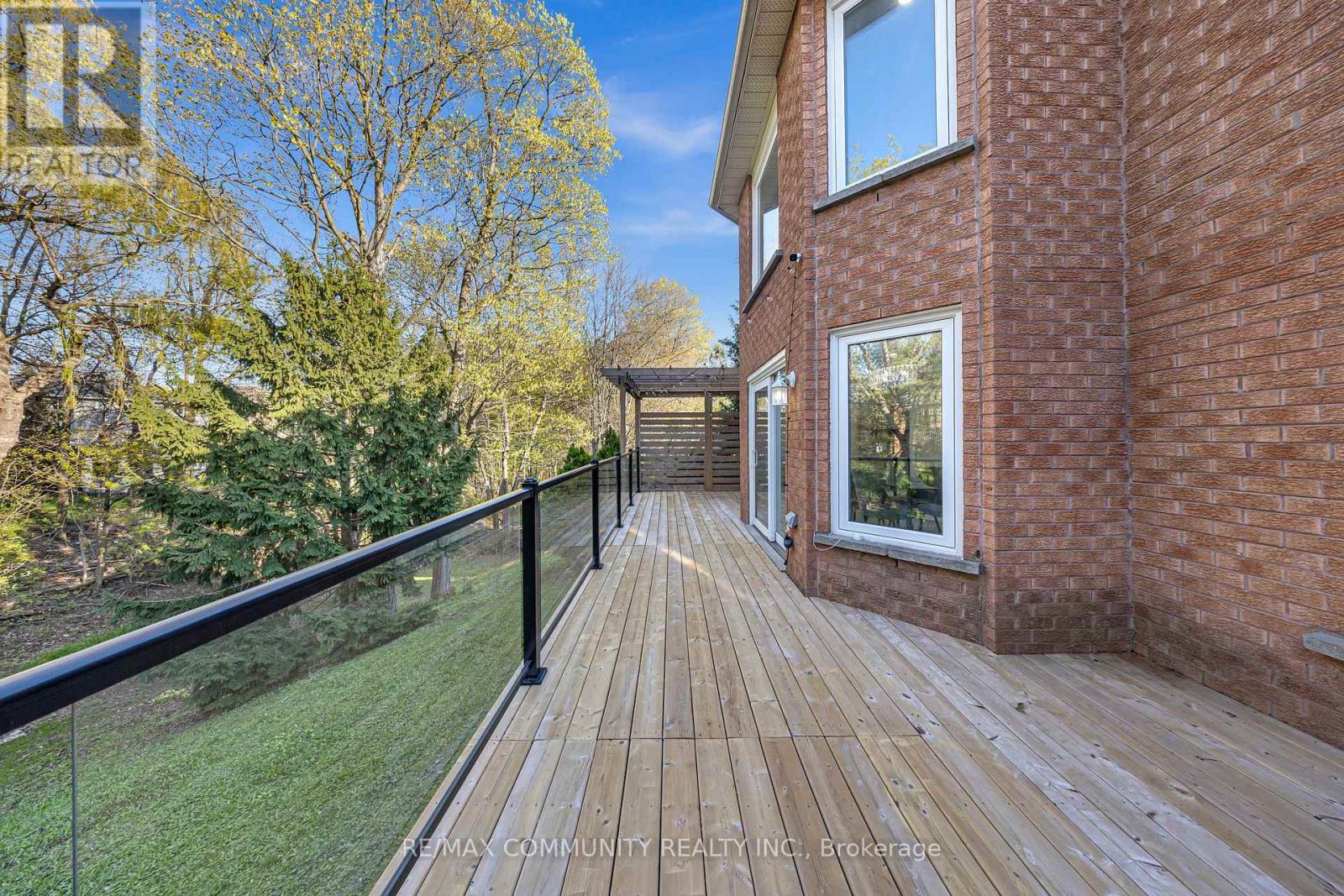 2387 DENVALE DRIVE - 5