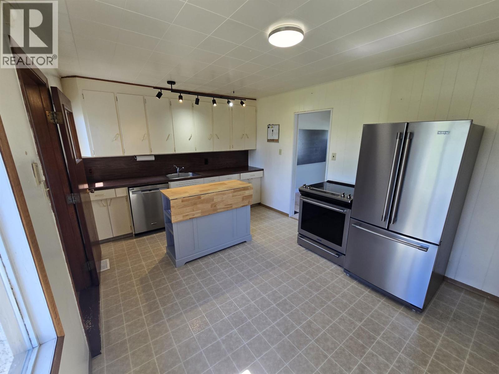 4729 OLSON AVENUE, Terrace
