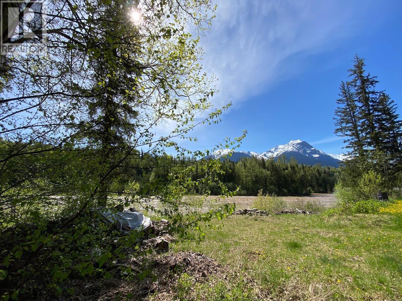 6048 SIX MILE ROAD, Hazelton