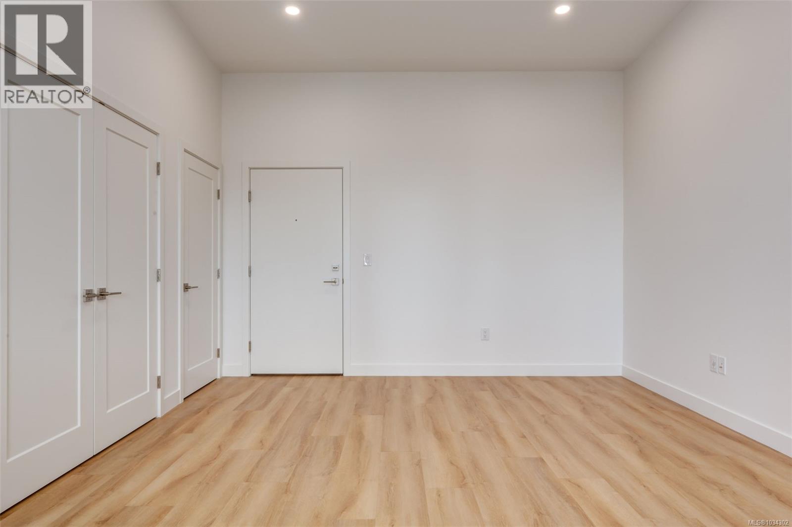 #304 7181 Lantzville Rd - 19