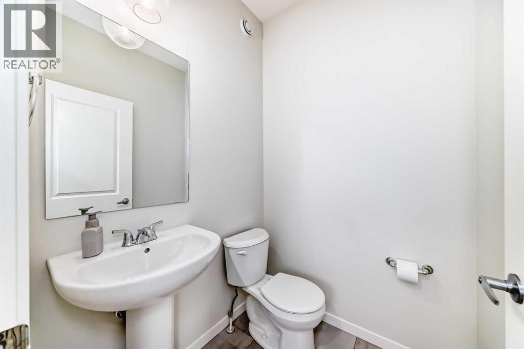 66 Sage Hill Lane NW - 13