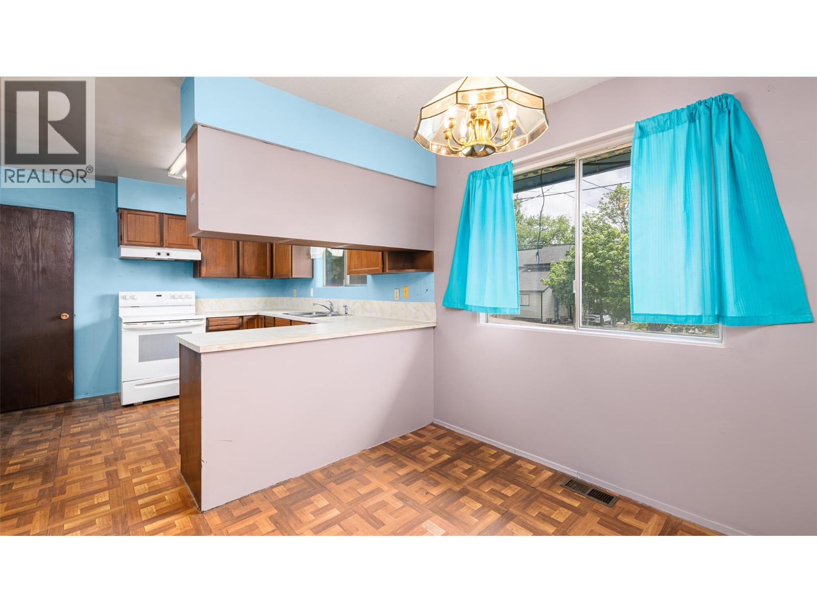 1104 Erickson Street - 12