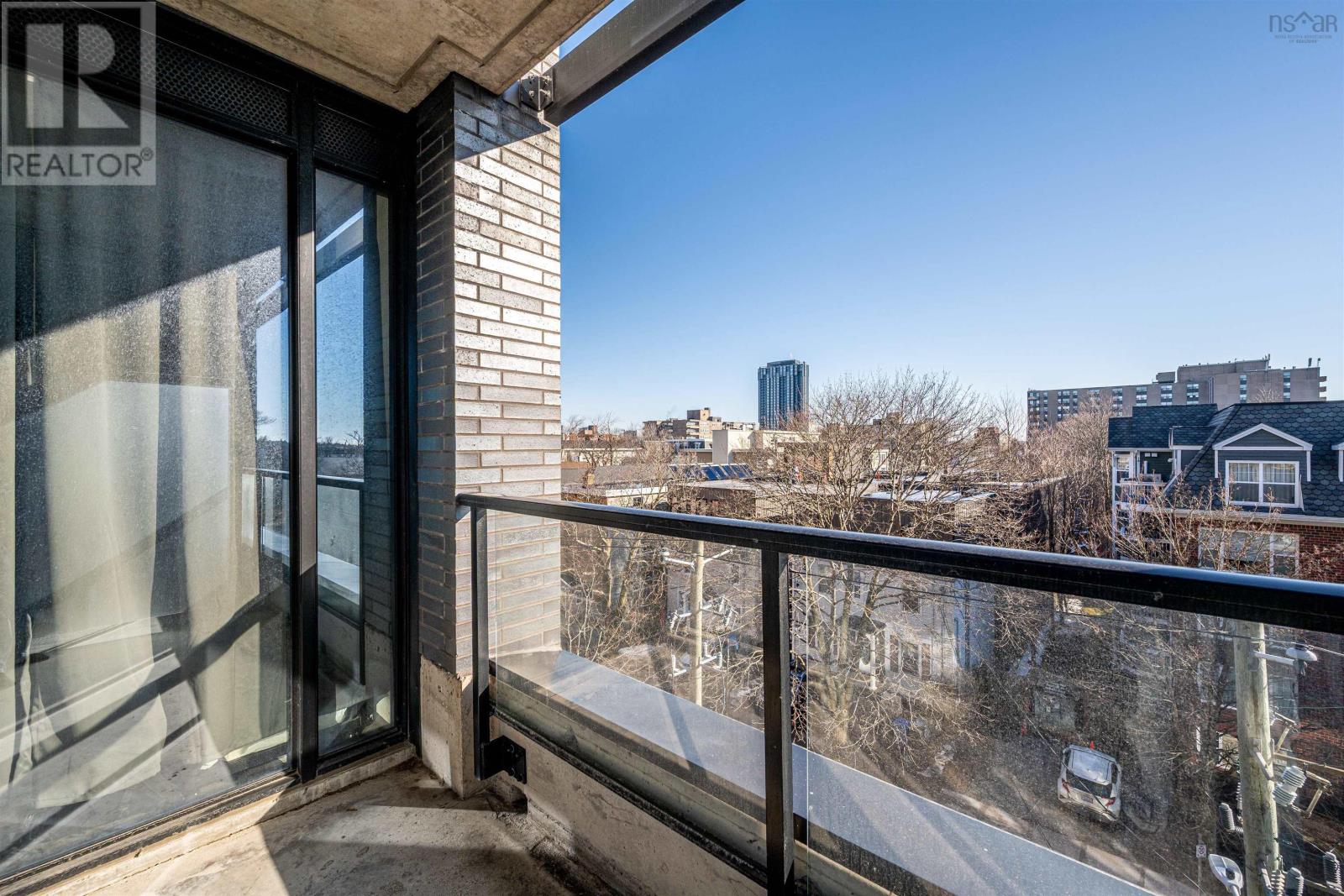 #508 1048 Wellington Street - 25