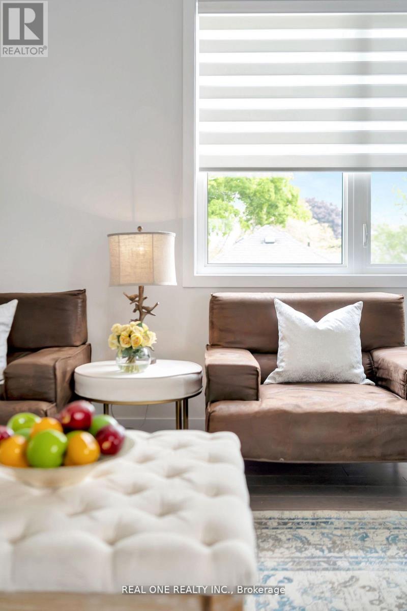 14 TWELVE TREES COURT - 12