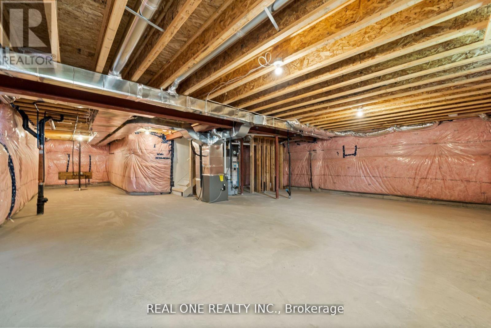 14 TWELVE TREES COURT - 38
