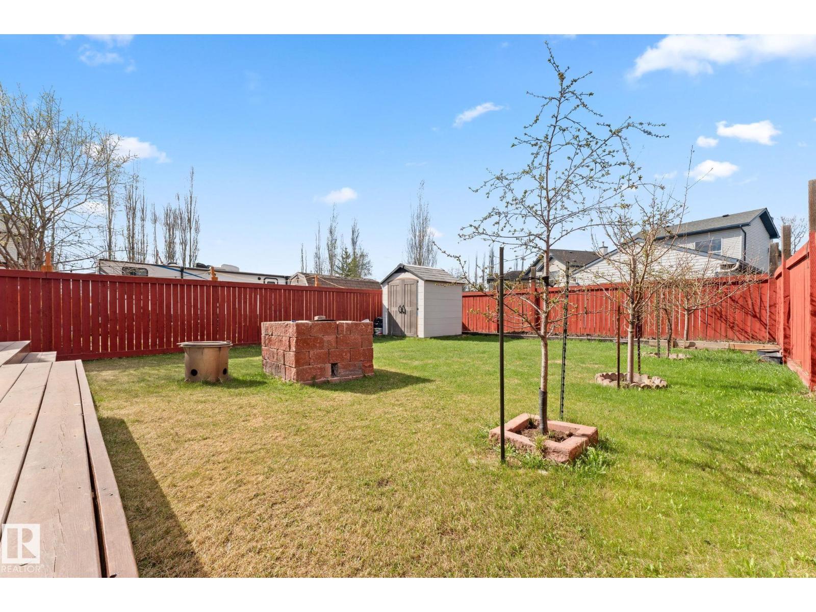 2124 35A AV NW - 36