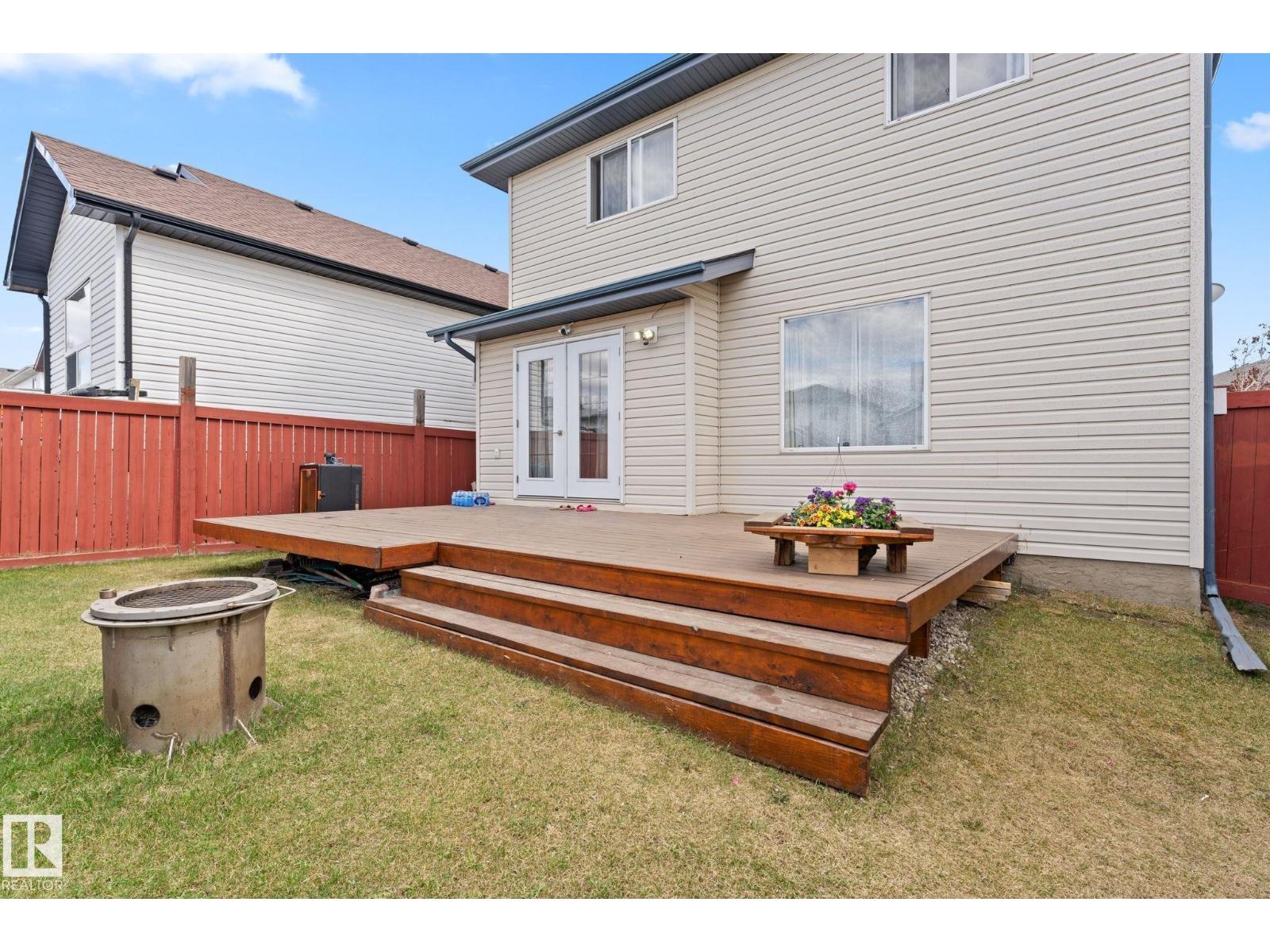 2124 35A AV NW - 37