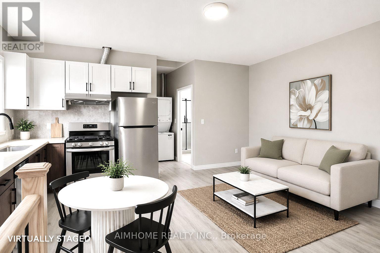 Listing photo of 3 - 15 WADDINGTON CRESCENT