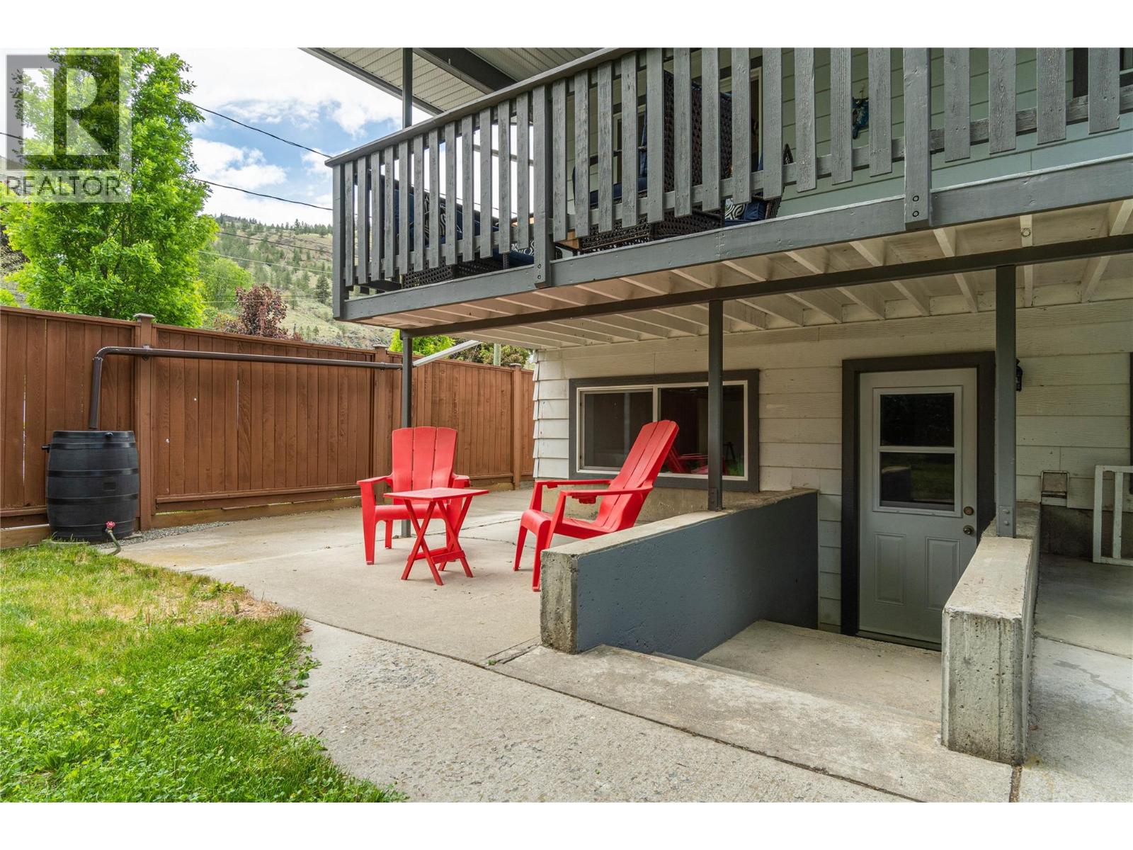 879 SERLE Road - 16