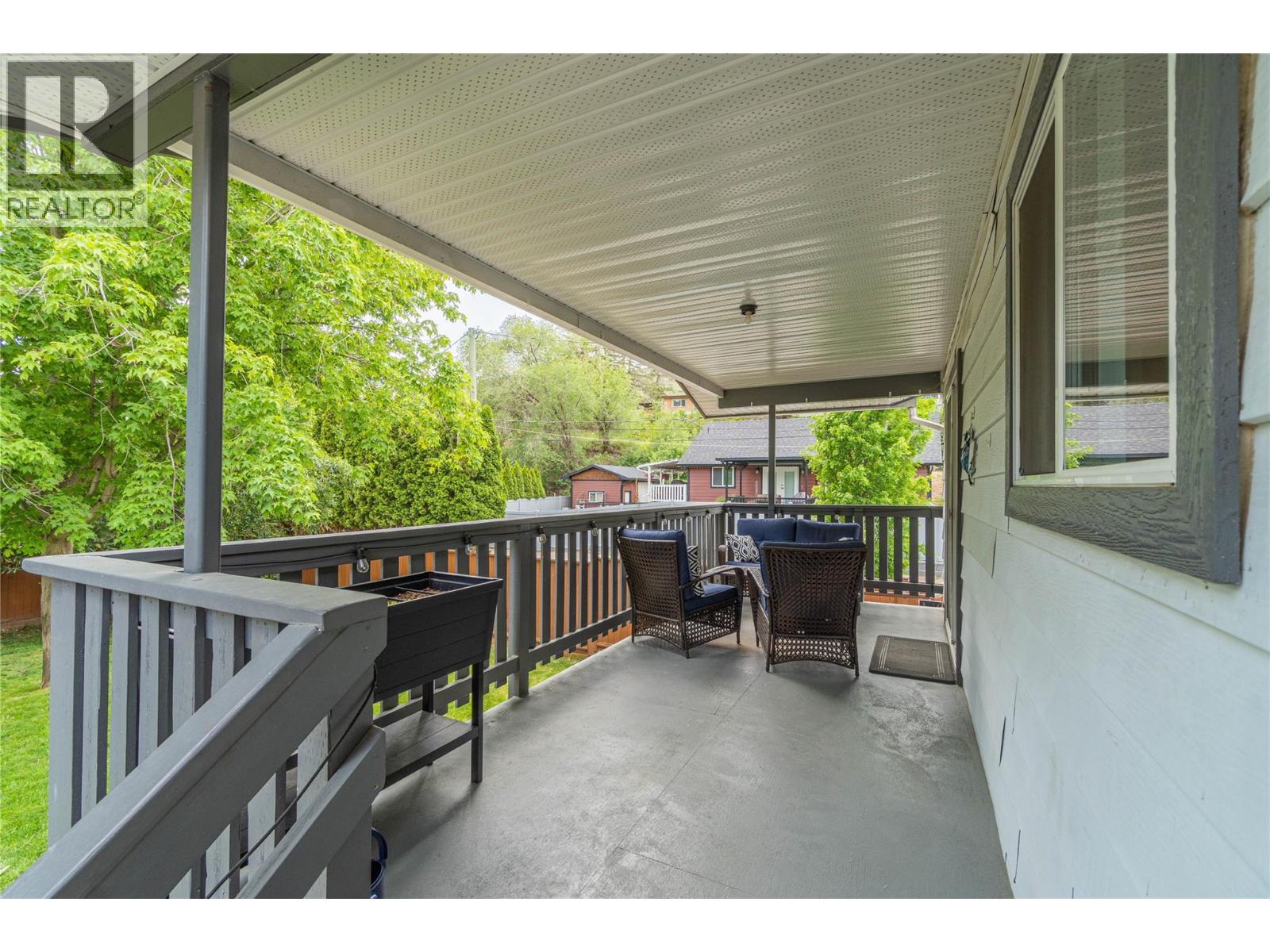 879 SERLE Road - 4