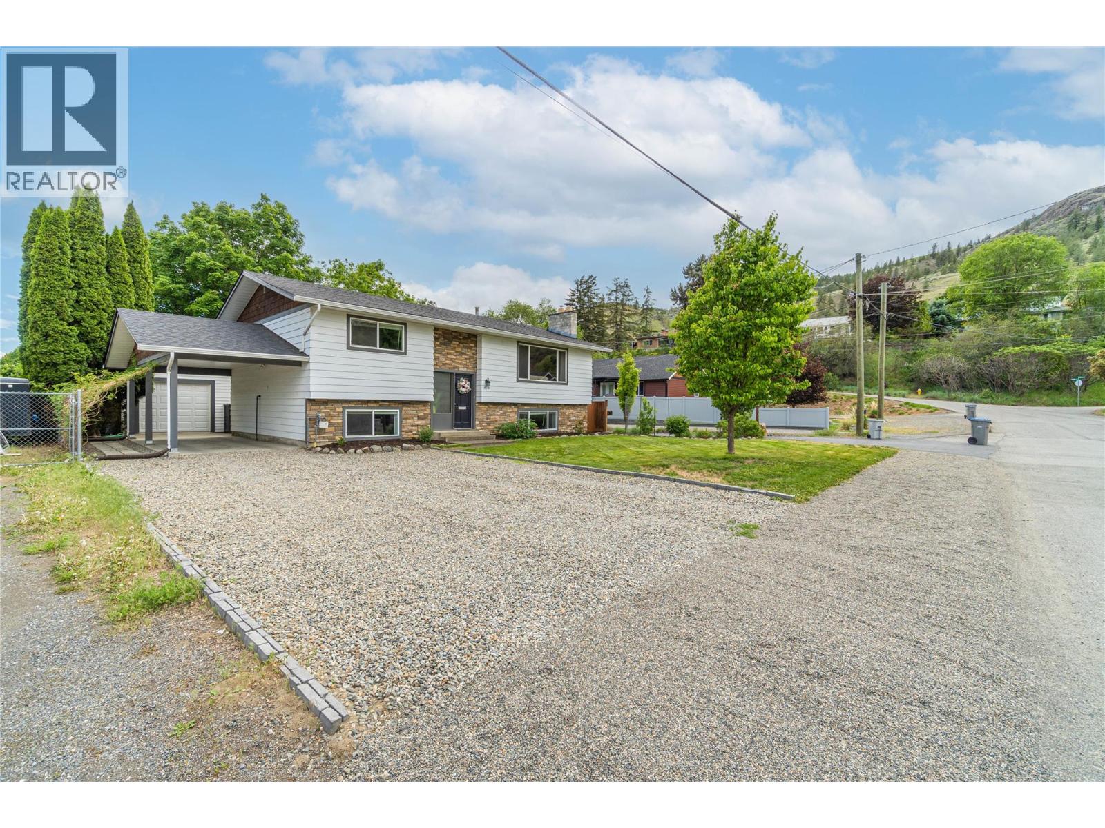 879 SERLE Road - 10
