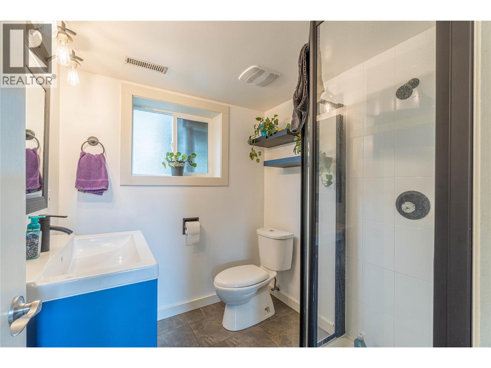 879 SERLE Road - 31