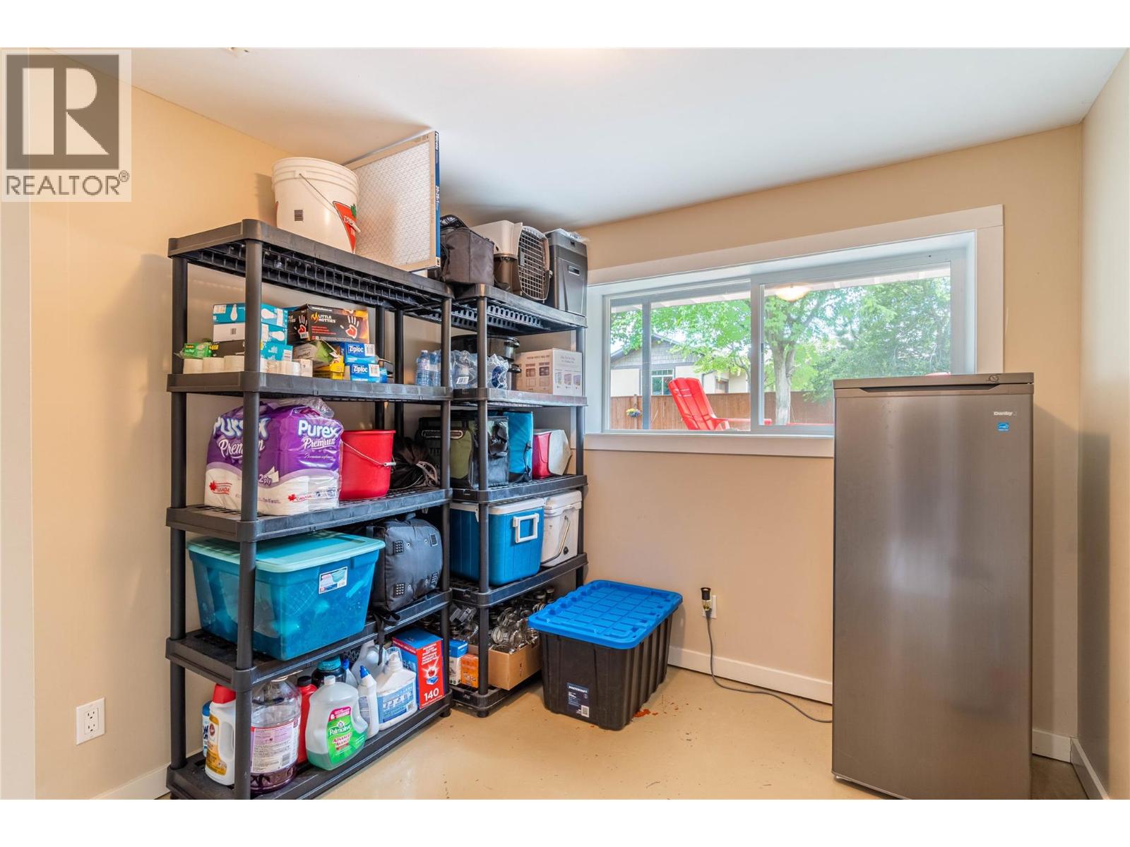 879 SERLE Road - 38