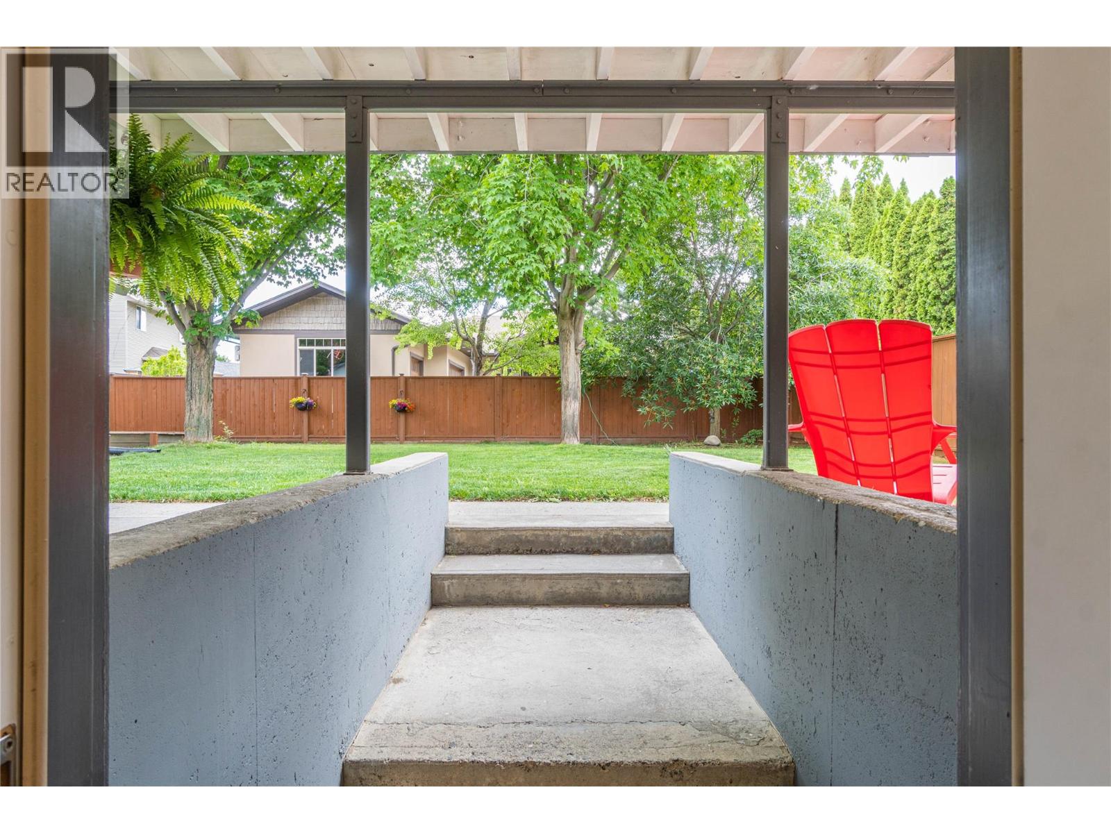 879 SERLE Road - 36