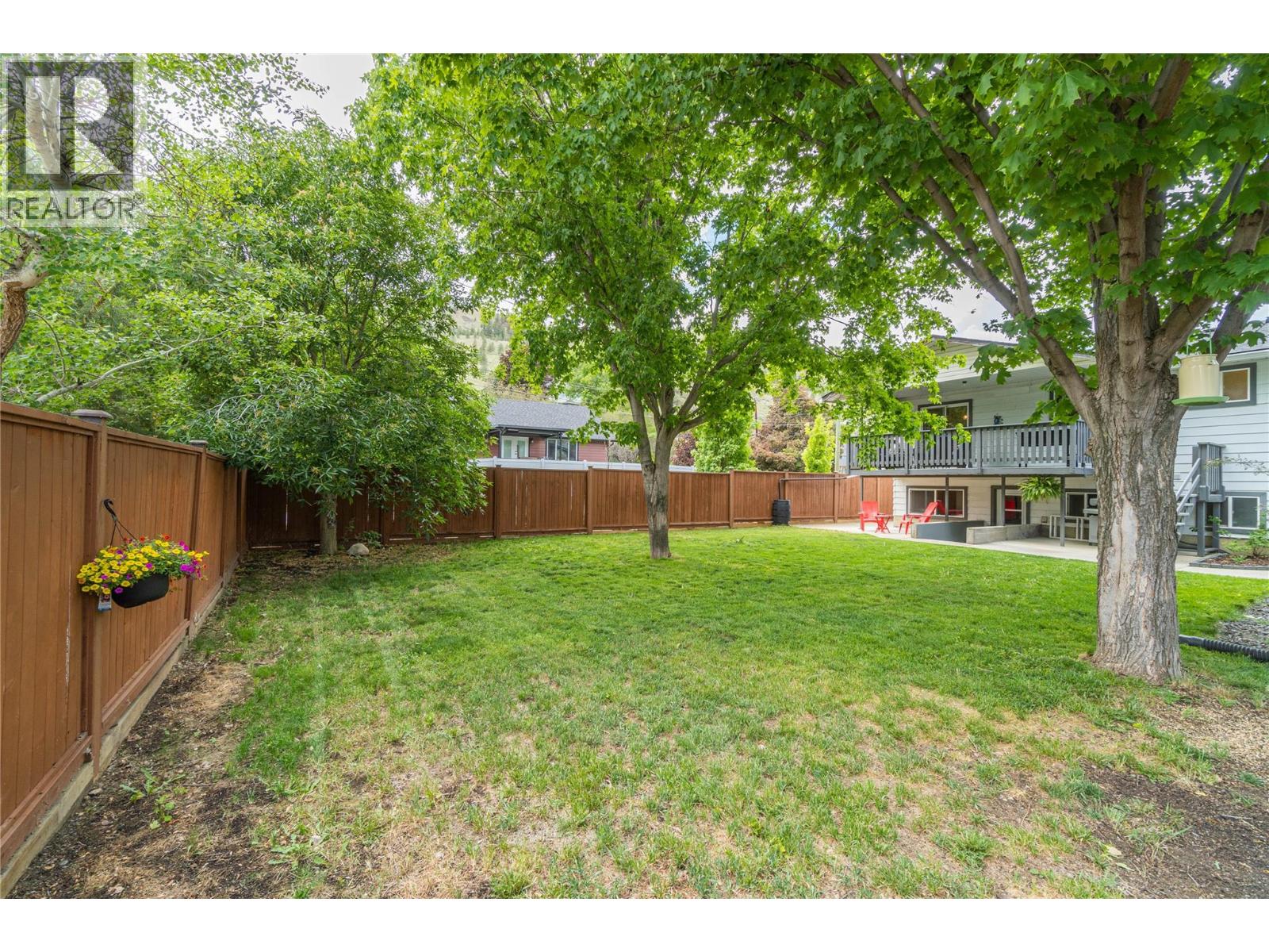 879 SERLE Road - 18
