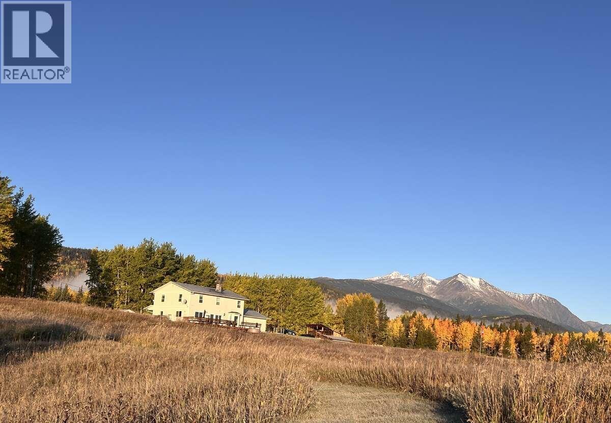 2654 STENSET Road, Smithers