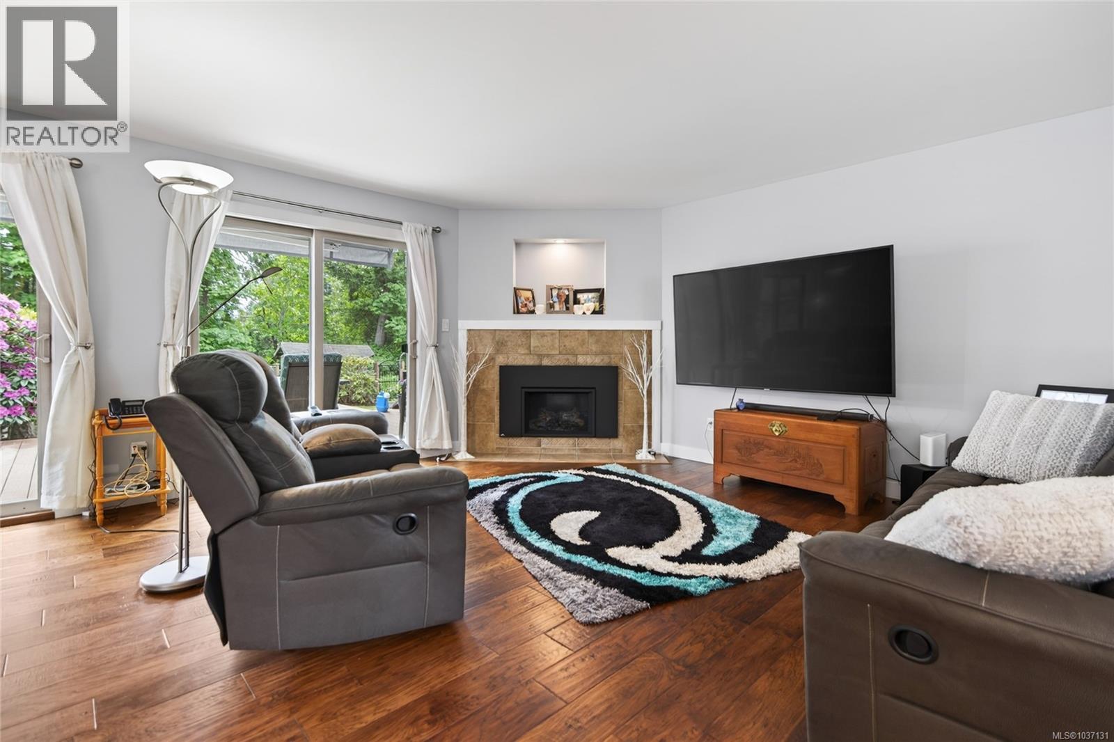 375 Georgia Crt - 7