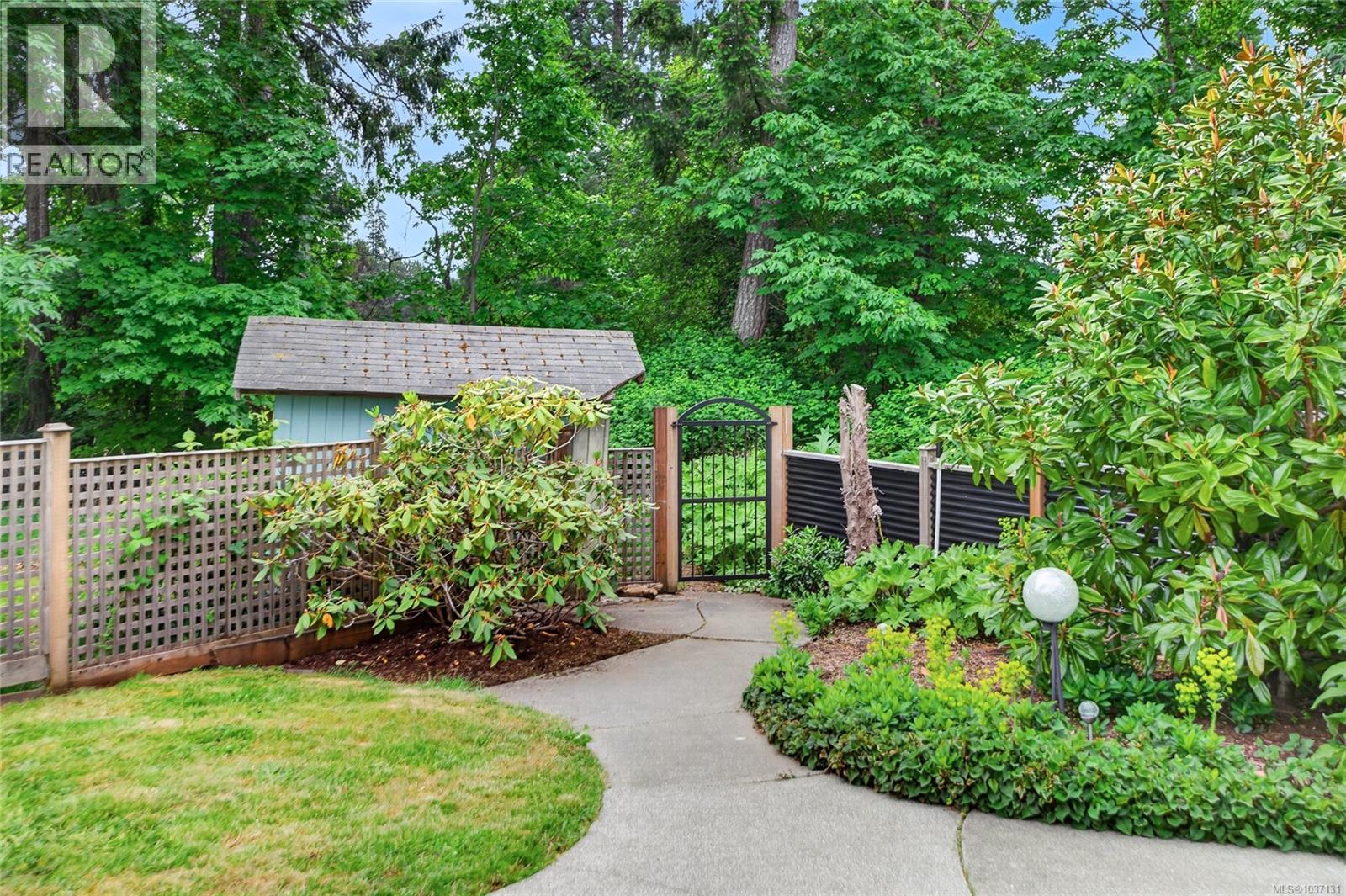 375 Georgia Crt - 39