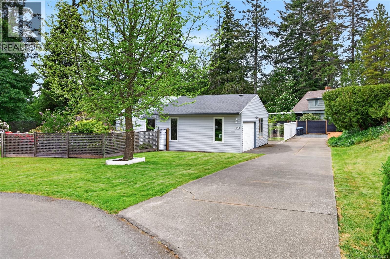 375 Georgia Crt - 55