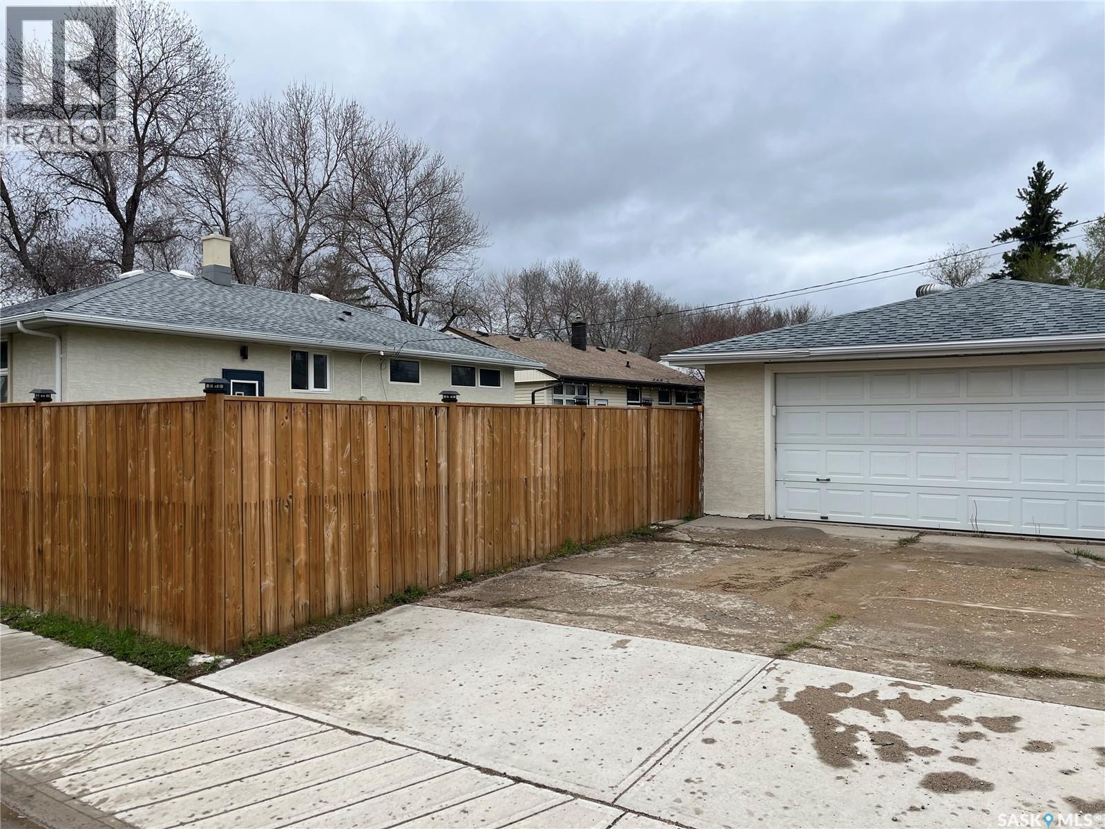 2745 ABBOTT ROAD - 5
