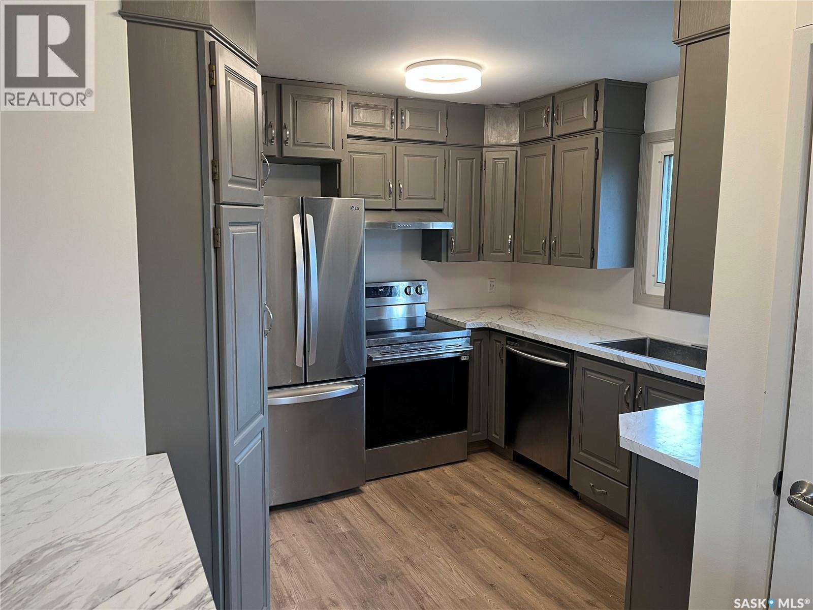 2745 ABBOTT ROAD - 9