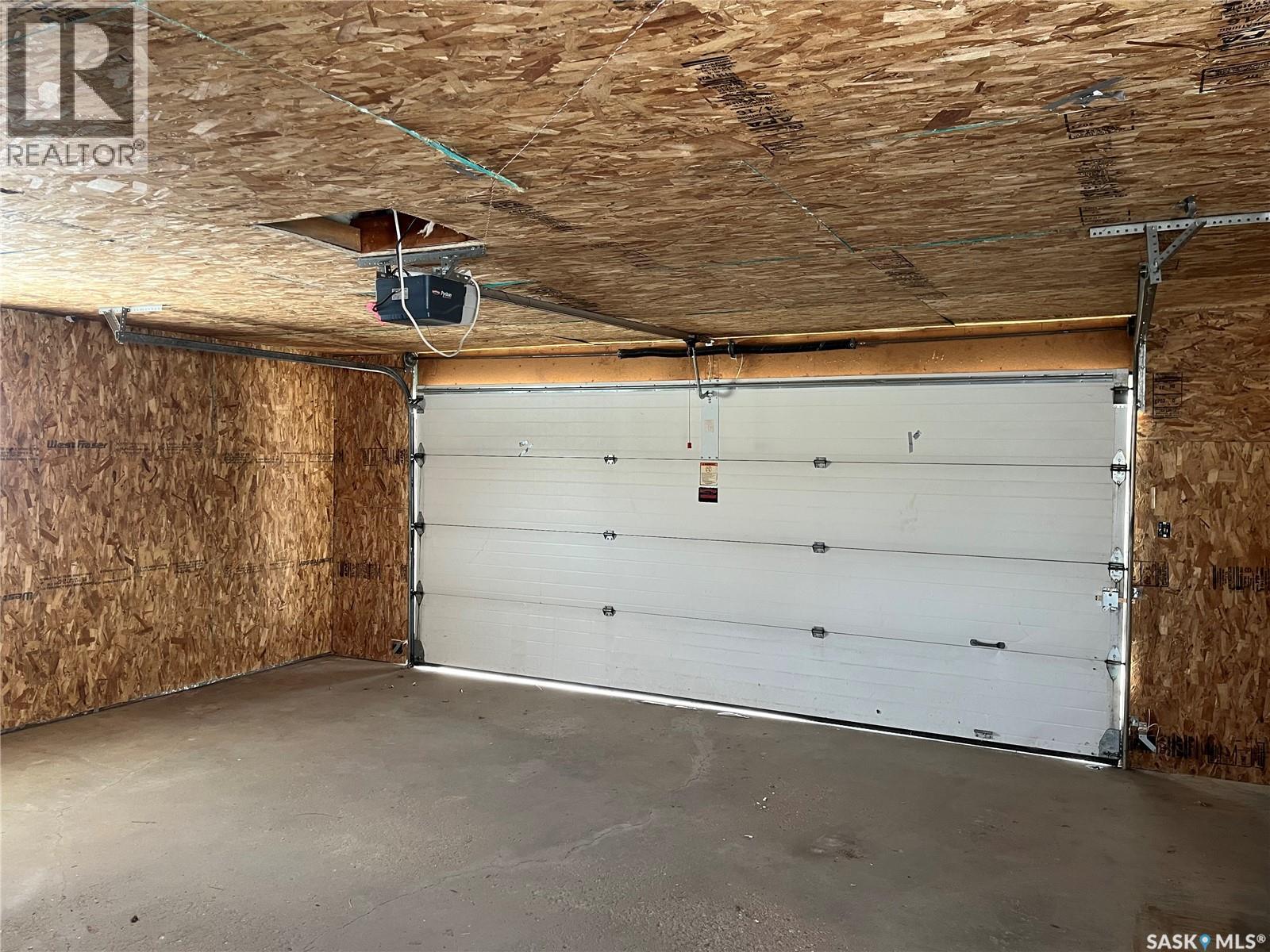 2745 ABBOTT ROAD - 22