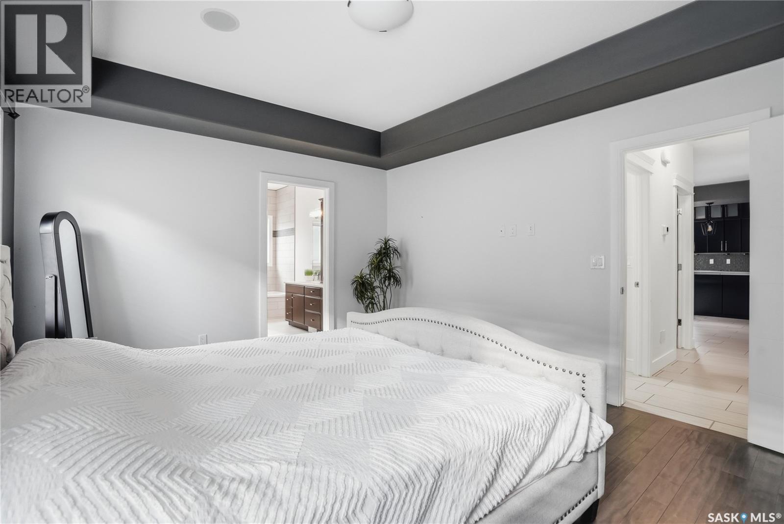 102 Teal CRESCENT - 31